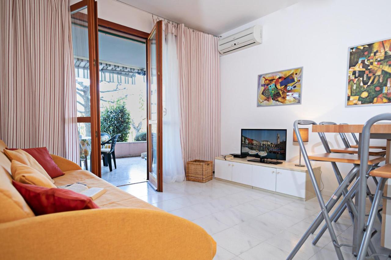 Apartment Ortensia - Regarda Travel Lazise Esterno foto