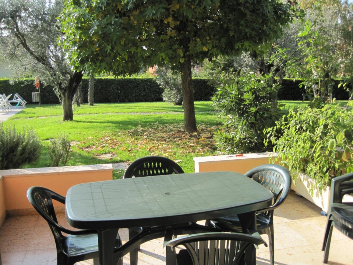Apartment Ortensia - Regarda Travel Lazise Esterno foto
